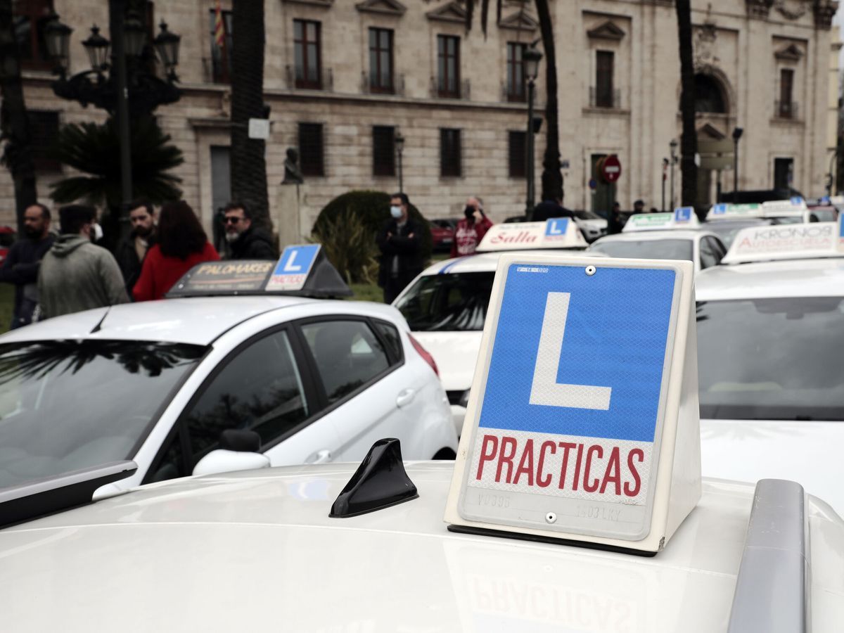 UGT reclama una pista de prácticas de conducción para uso exclusivo de las autoescuelas